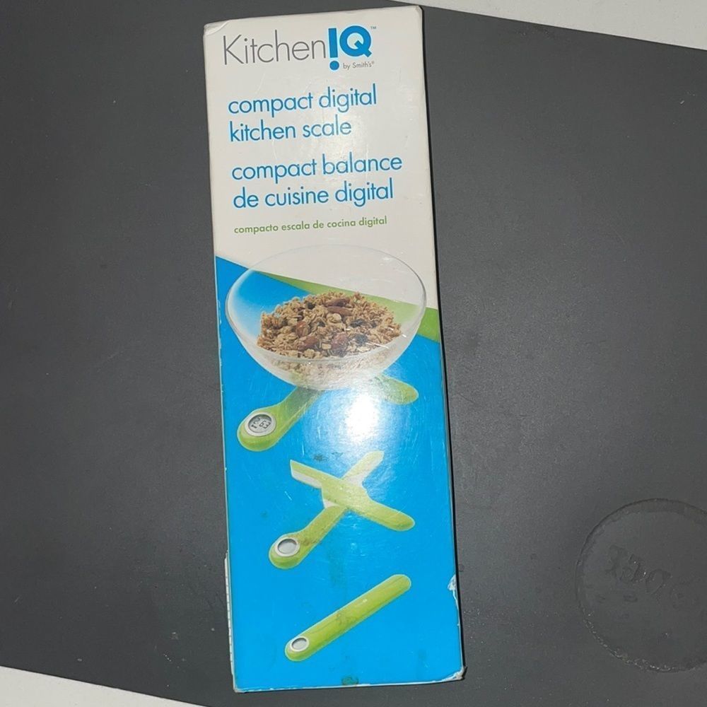 Kitchen IQ- space saver food scale